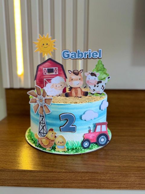 Bolo infantil de aniversário tema fazendinha